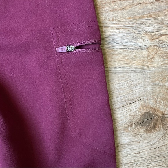 FIGS Burgundy Zamora Scrub Pants XXSP - Picture 2 of 5